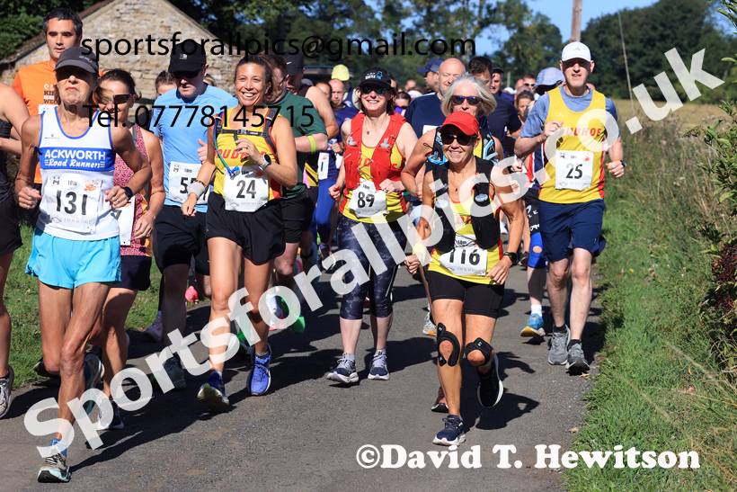 The 2026 Tynedale Jelly Tea 10 Mile Road Race, Matfen, Northumberland. Photo: David T. Hewitson/Sports for All Pics